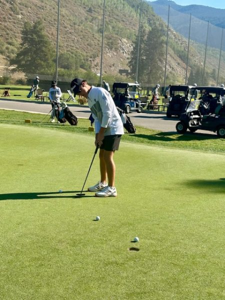 GJHS senior golfer Hunter Simmons practices putting. Simmons placed 1st at state with a two-day score of 1-under-par 139.