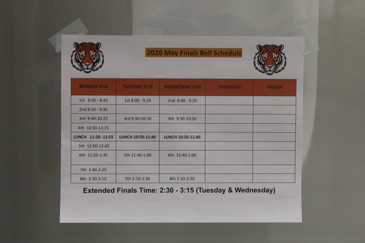 A picture of the schedule from 5/18 - 5/20. The Schedule shows that school will not be held on Thursday and Friday of that week.